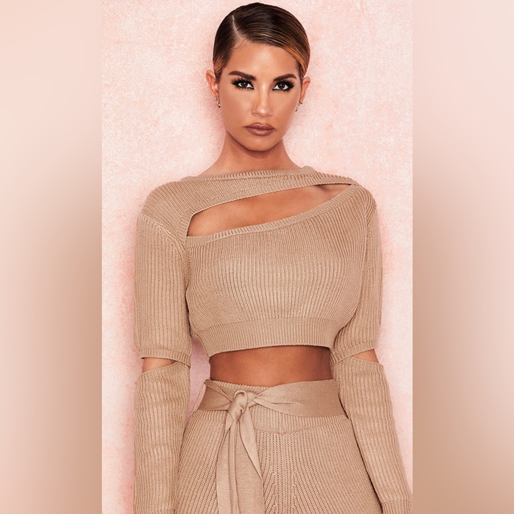 House of CB Mila Sand Cropped Cutout Knit Ribbed Sweater Size S